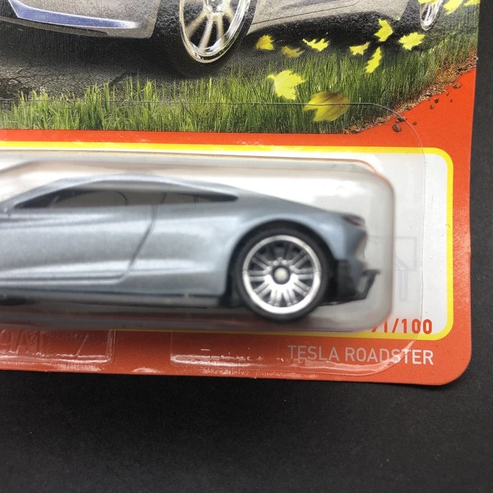 Matchbox Tesla Roadster Car Silver Vehicle 70 Years‎ Diecast 1/64 Scale